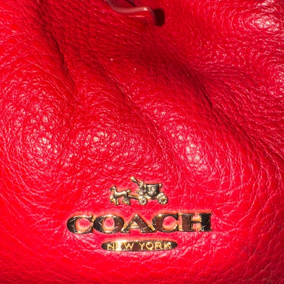Coach Vibrant Red Leather Shoulder Bag - Picture 2 of 9
